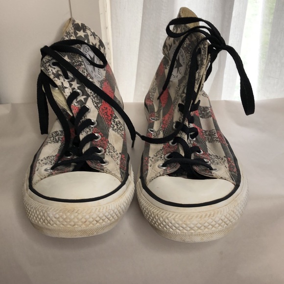 Converse shoes - Picture 3 of 7